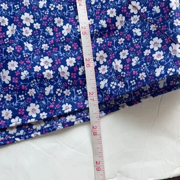 Tommy Hilfiger slim fit stretch cotton button down. Floral print. Men’s 32/33 - Picture 9 of 14